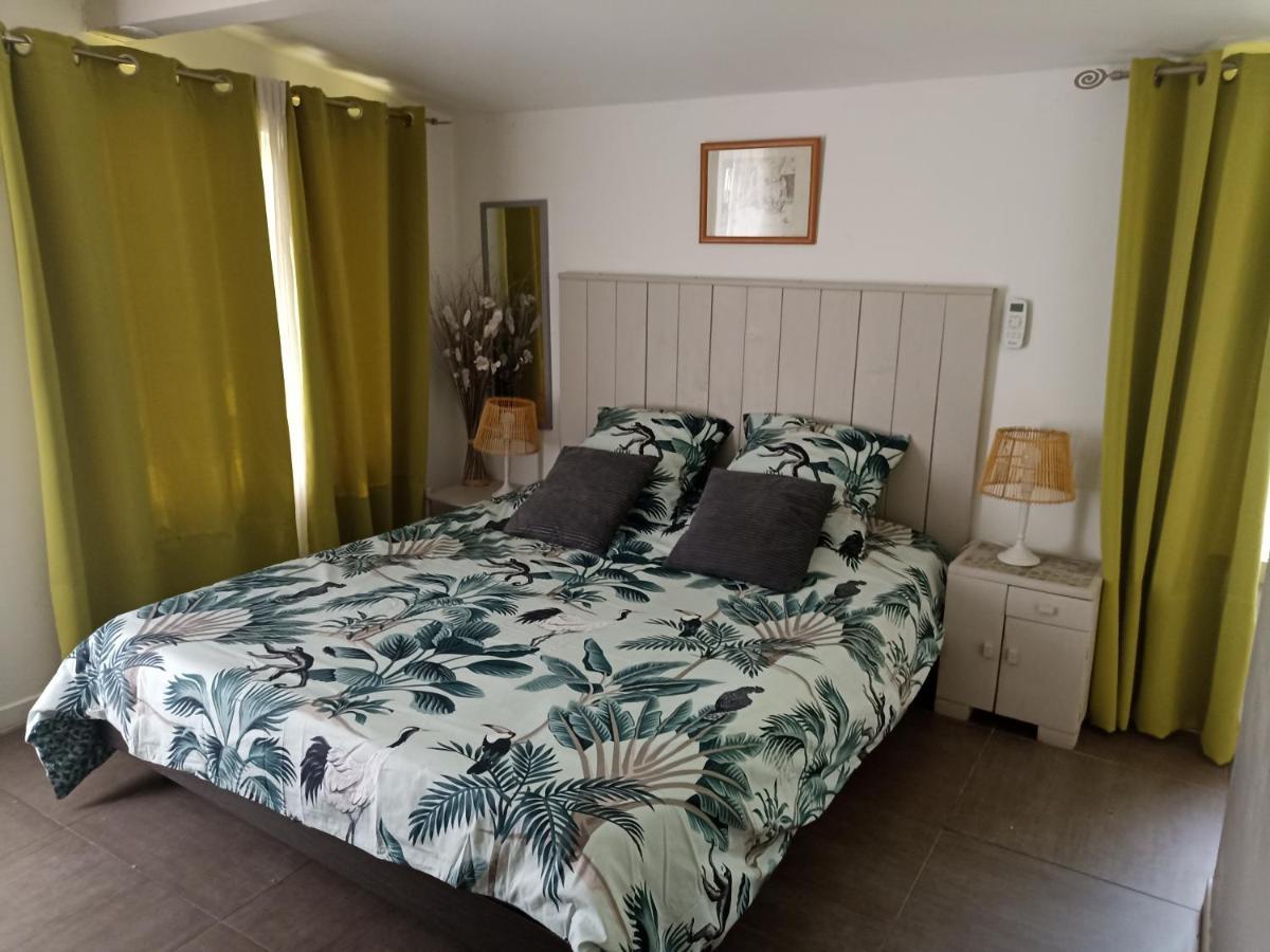 Chambre D'Hote - Mas Le Barret アルル エクステリア 写真